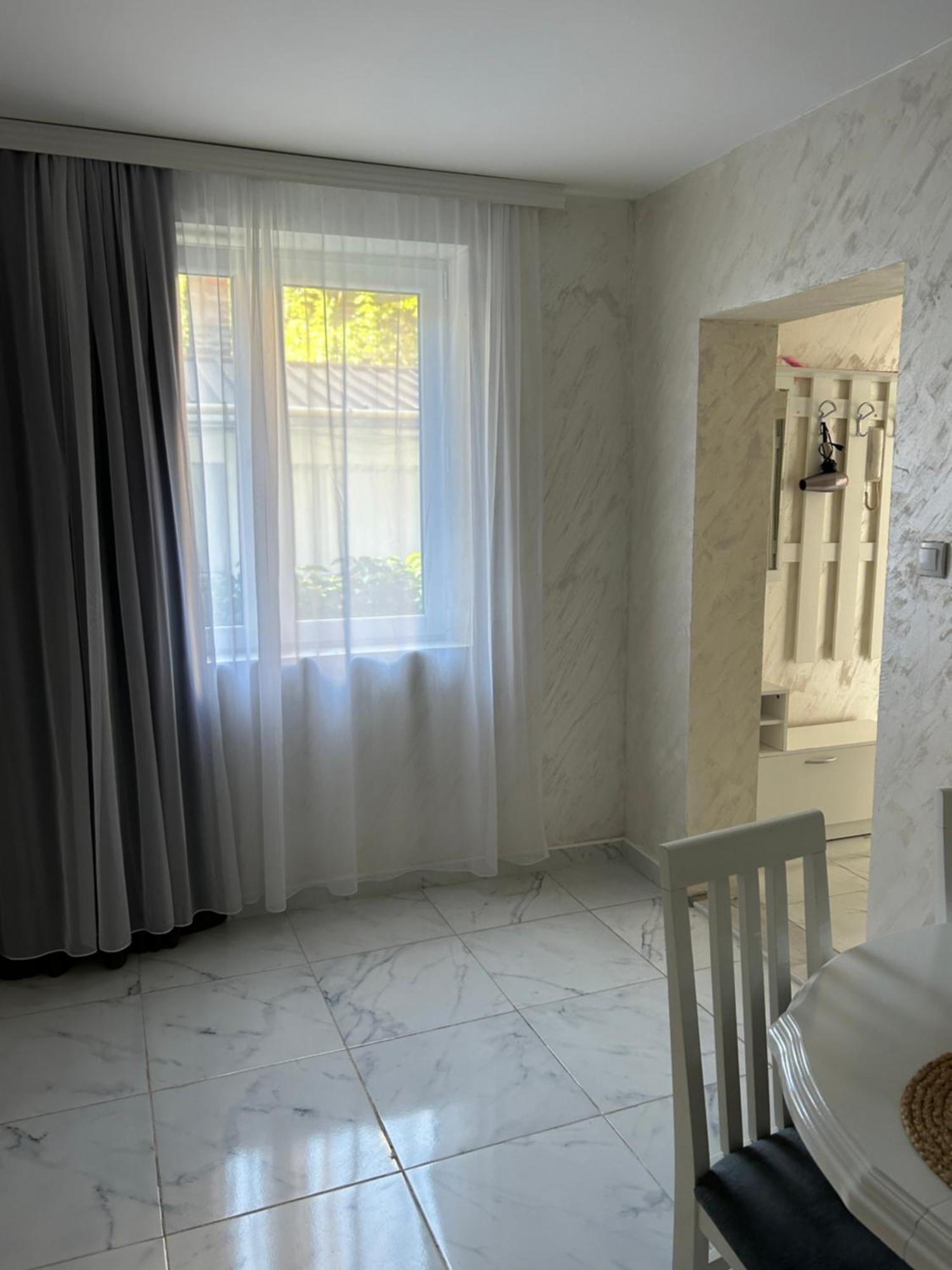 Sweet White In City Belgrade Extérieur photo